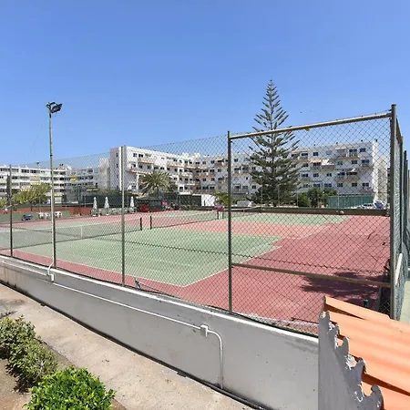 Sun Club Os55 By Villagrancanaria * Playa del Ingles (Gran Canaria)